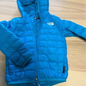 Toddler The North Face thermoball eco 3T